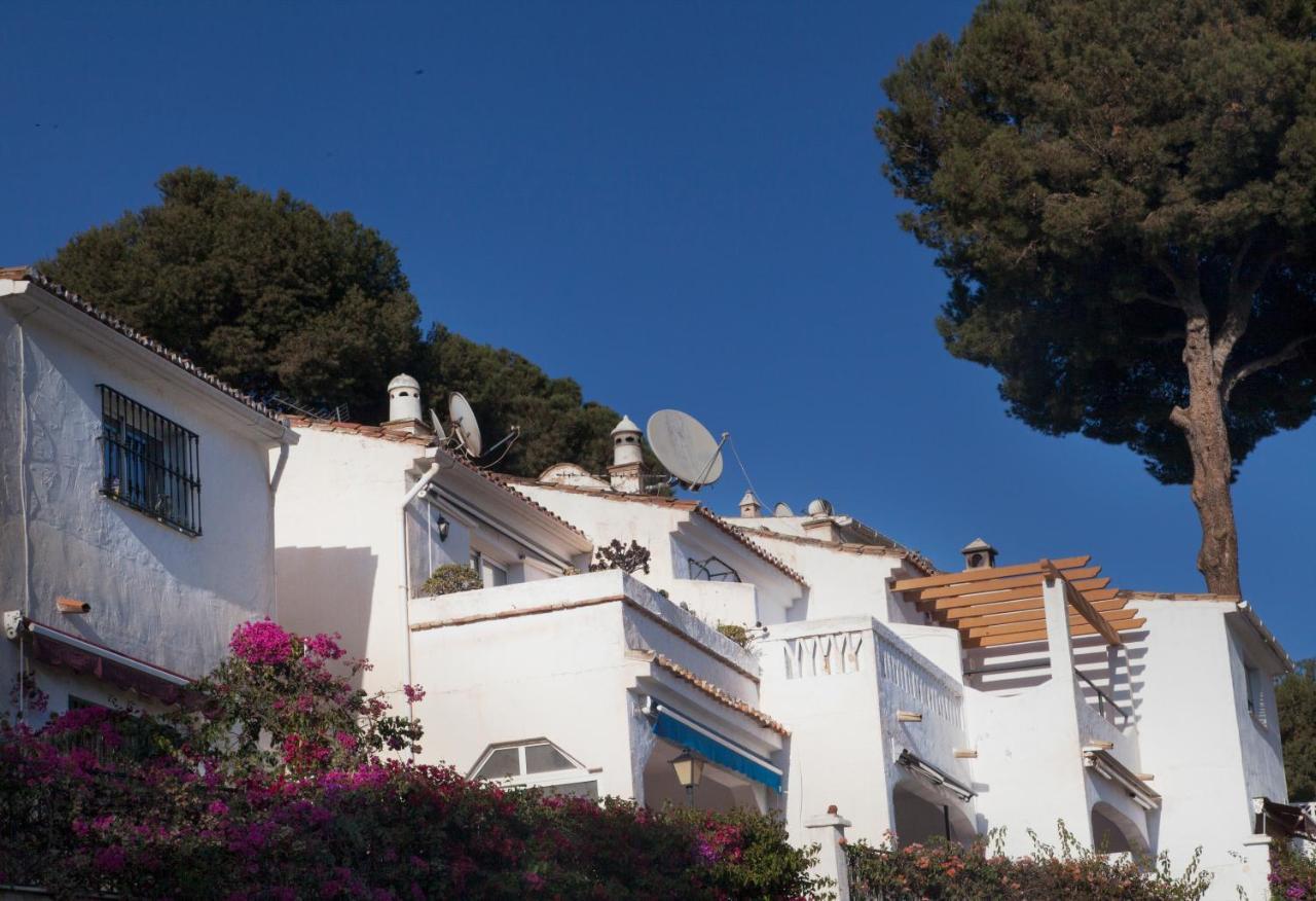 Agradable Adosado Con Piscina La Hidalga Villa Benalmadena Exterior photo